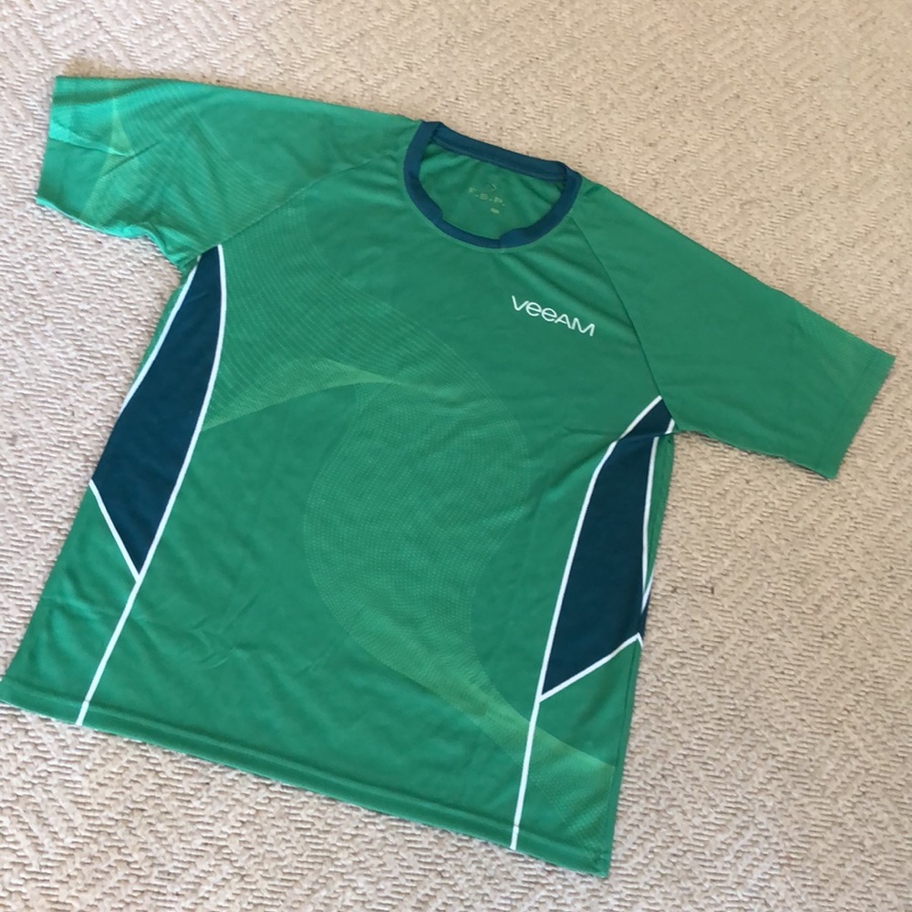 NWT veem green Performance short sleeve Shirt XL
